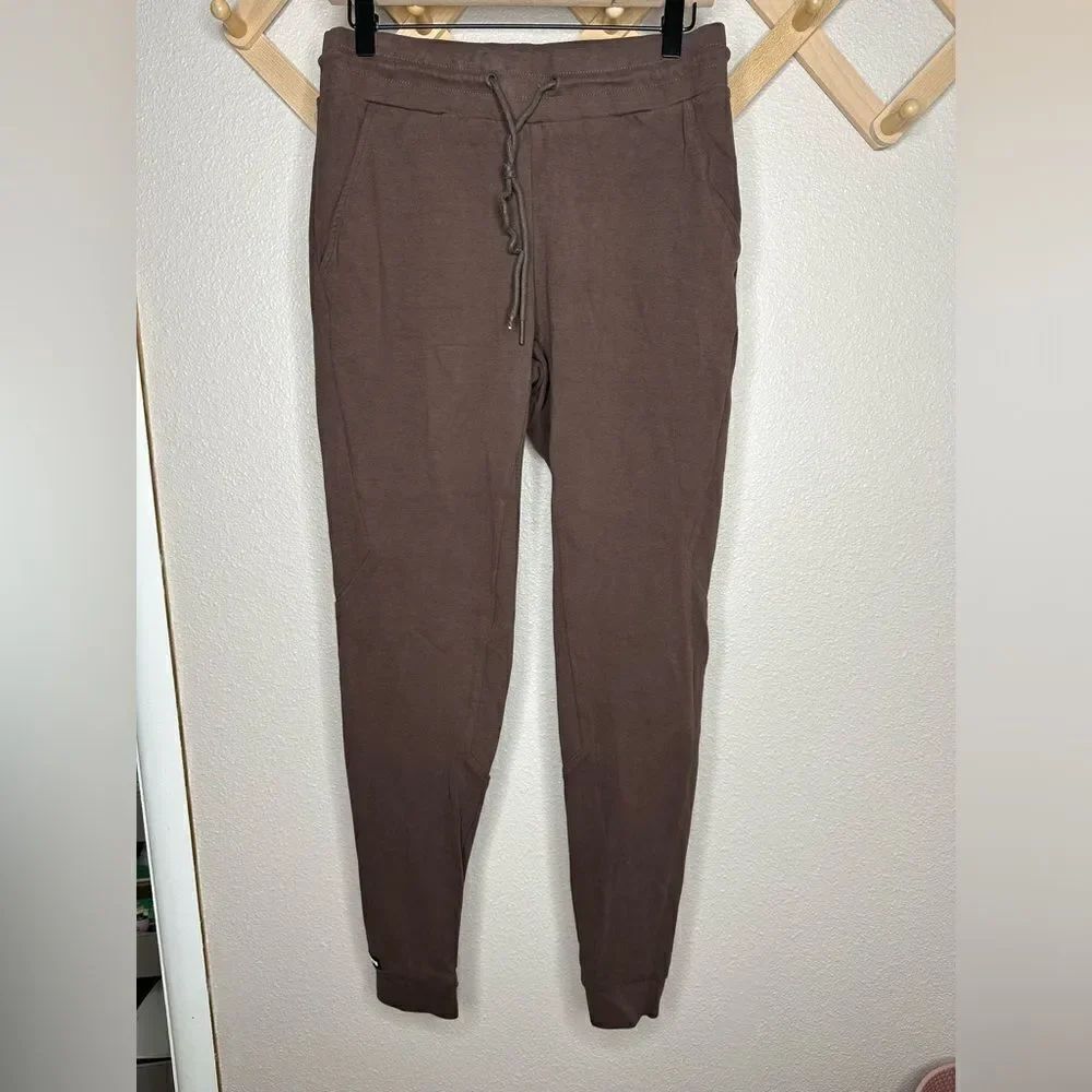 Alphalete Brown Sweat Pants Sz M